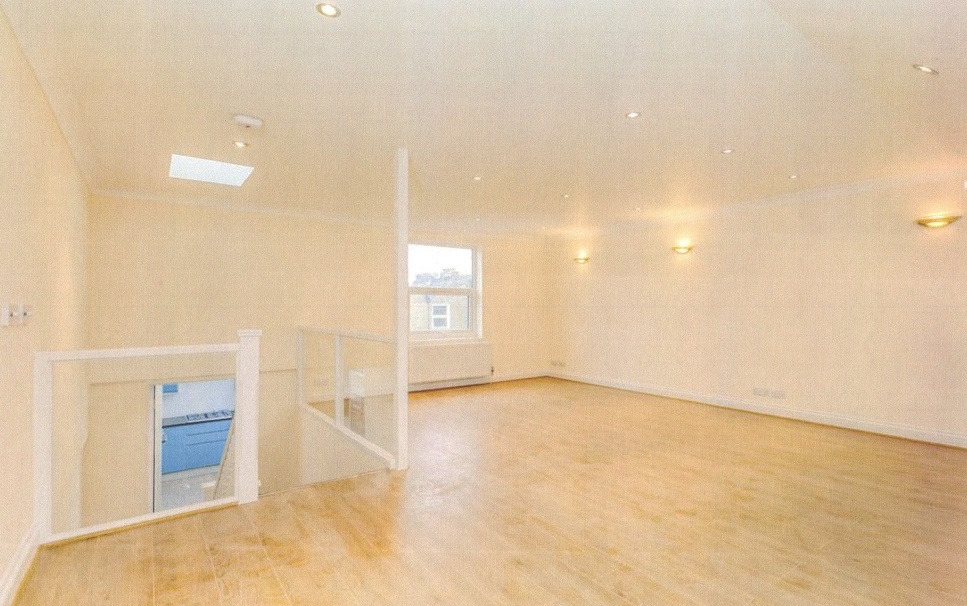 3 bedroom For Sale Shepherds Bush Stowe Road W12 CamdenProperties.co.uk